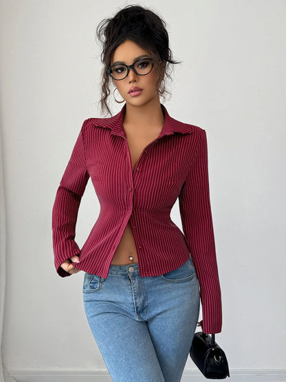 A fitted shirt is a wardrobe essential designed to contour the body while maintaining a clean, polished silhouette. Unlike relaxed or oversized styles, it follows the natural lines of the torso, creating a sharp and streamlin