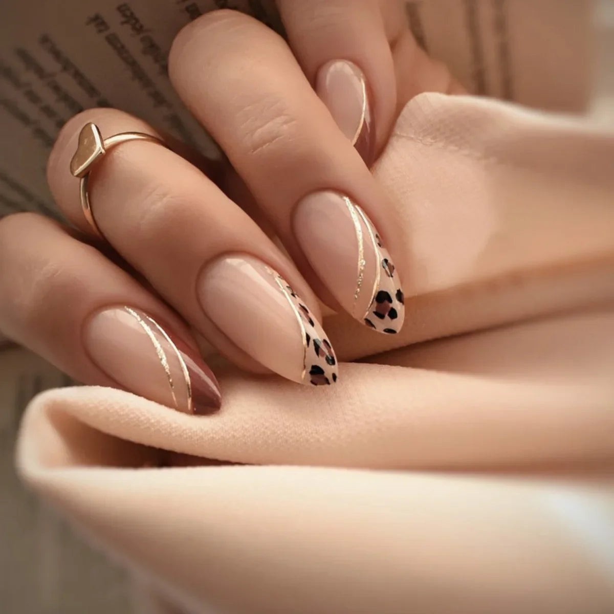 Chic Almond Press-On Nails-49