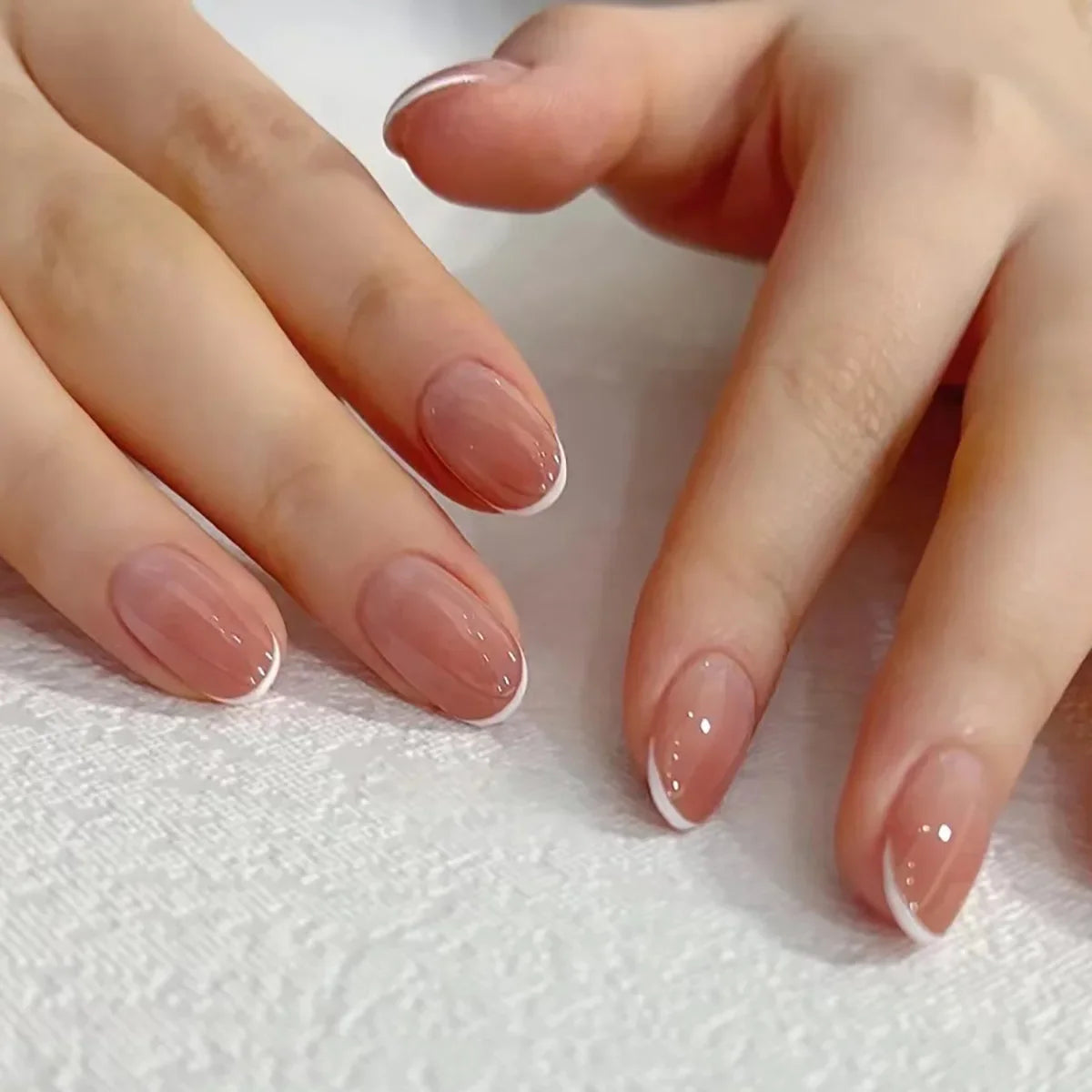 Wine Red Almond Fake Nails-19